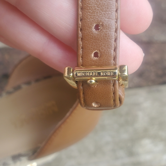 Michael Kors Wedge Sandals. - Picture 8 of 11